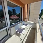 Maxim Sofia Center 1Bdr Apartment Next To Subway Station And Mall Sofia