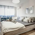 Maxim Sofia Center 1Bdr Apartment Next To Subway Station And Mall Sofia