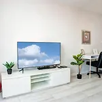 Maxim Sofia Center 1Bdr Apartment Next To Subway Station And Mall Sofia